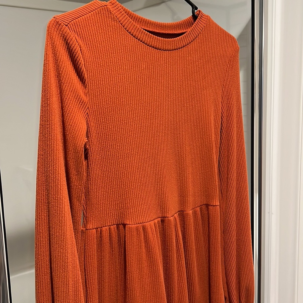 Bought this dress from an online boutique. Worn twice!